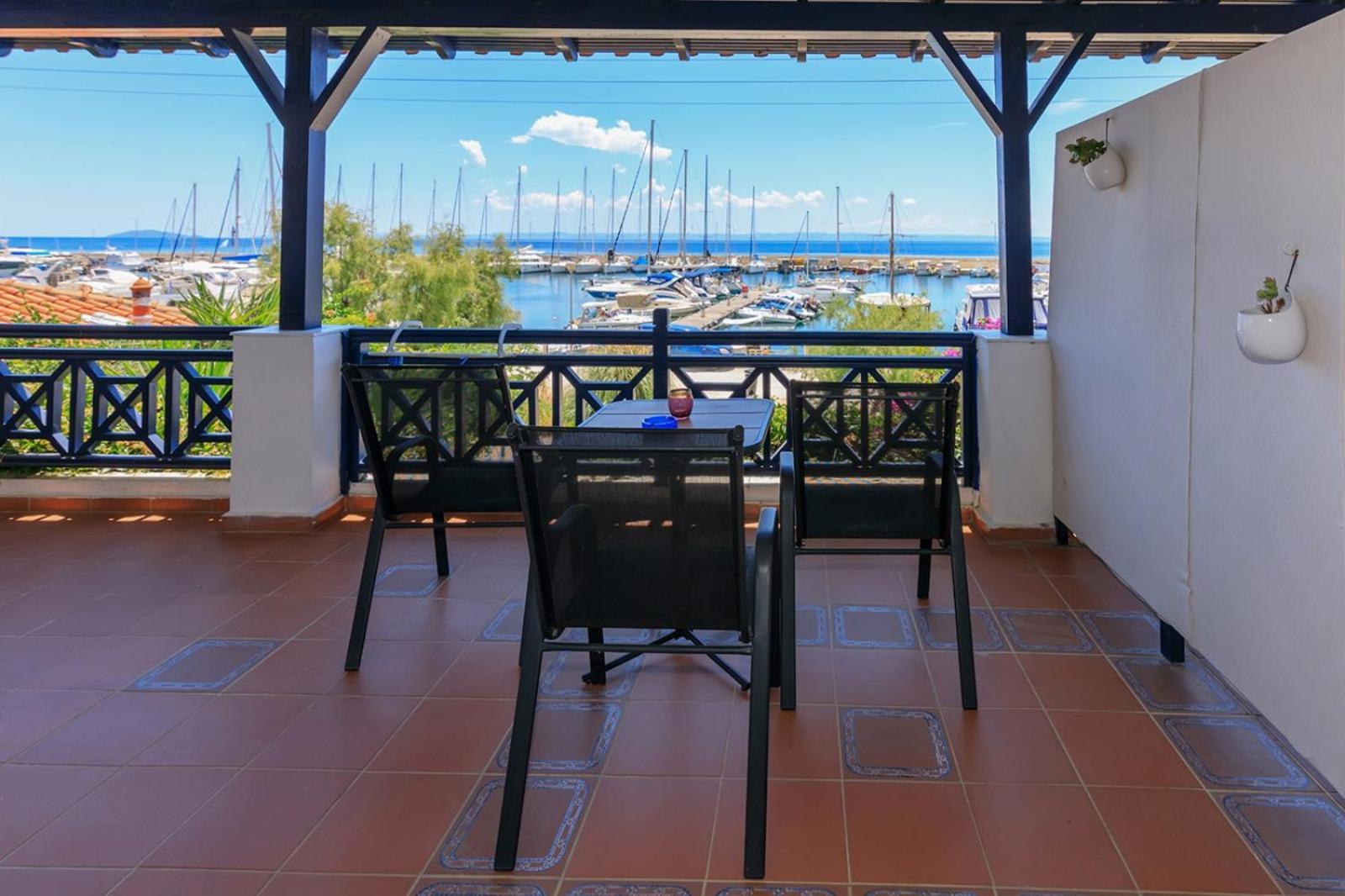Apartamento Nikiti Seafront Blue Exterior foto